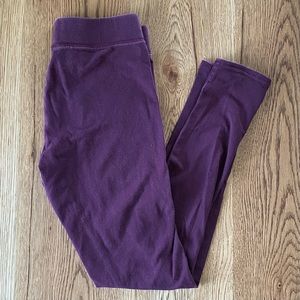 Aerie Chill Play Move Leggings. Size Small. Maroon.